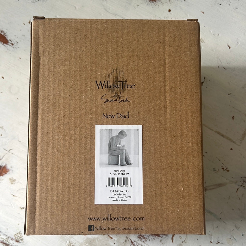 Clearance 'NEW DAD' Willow Tree figurine Damaged box